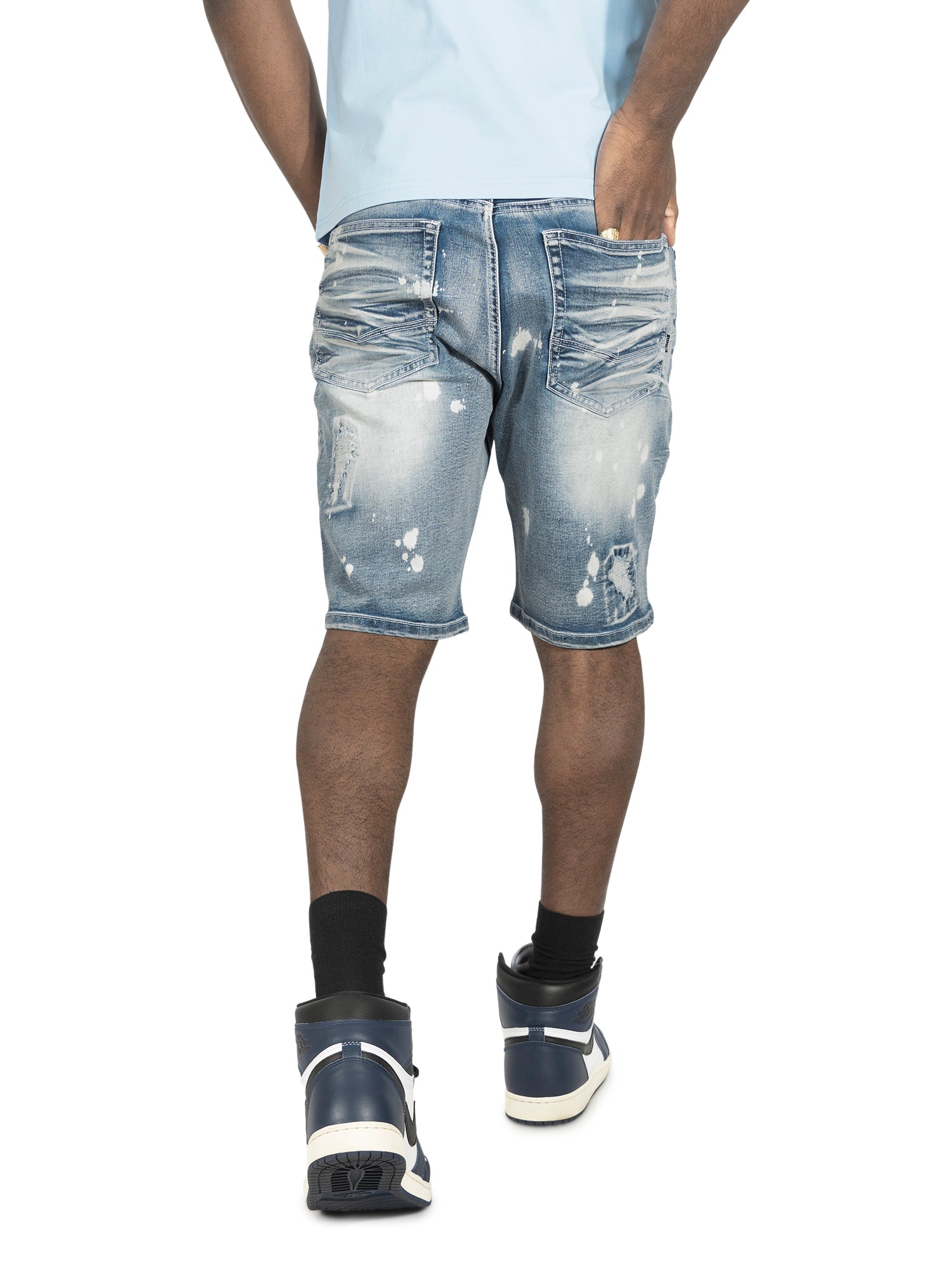 M607 Amato Denim Shorts - Light Wash