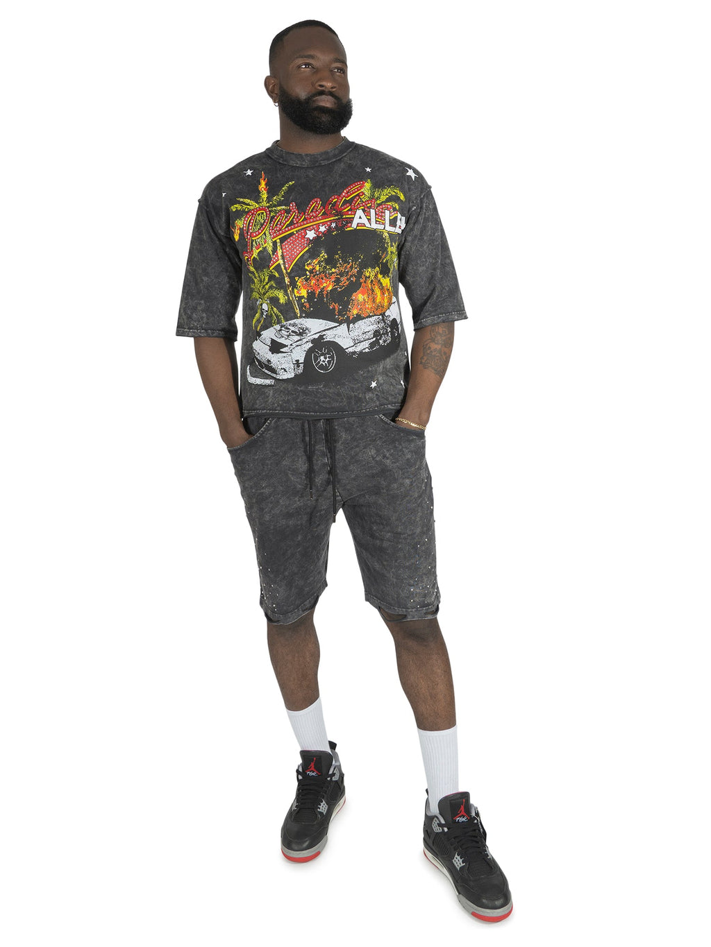 F132 Motion Sickness Cropped Tee - Black