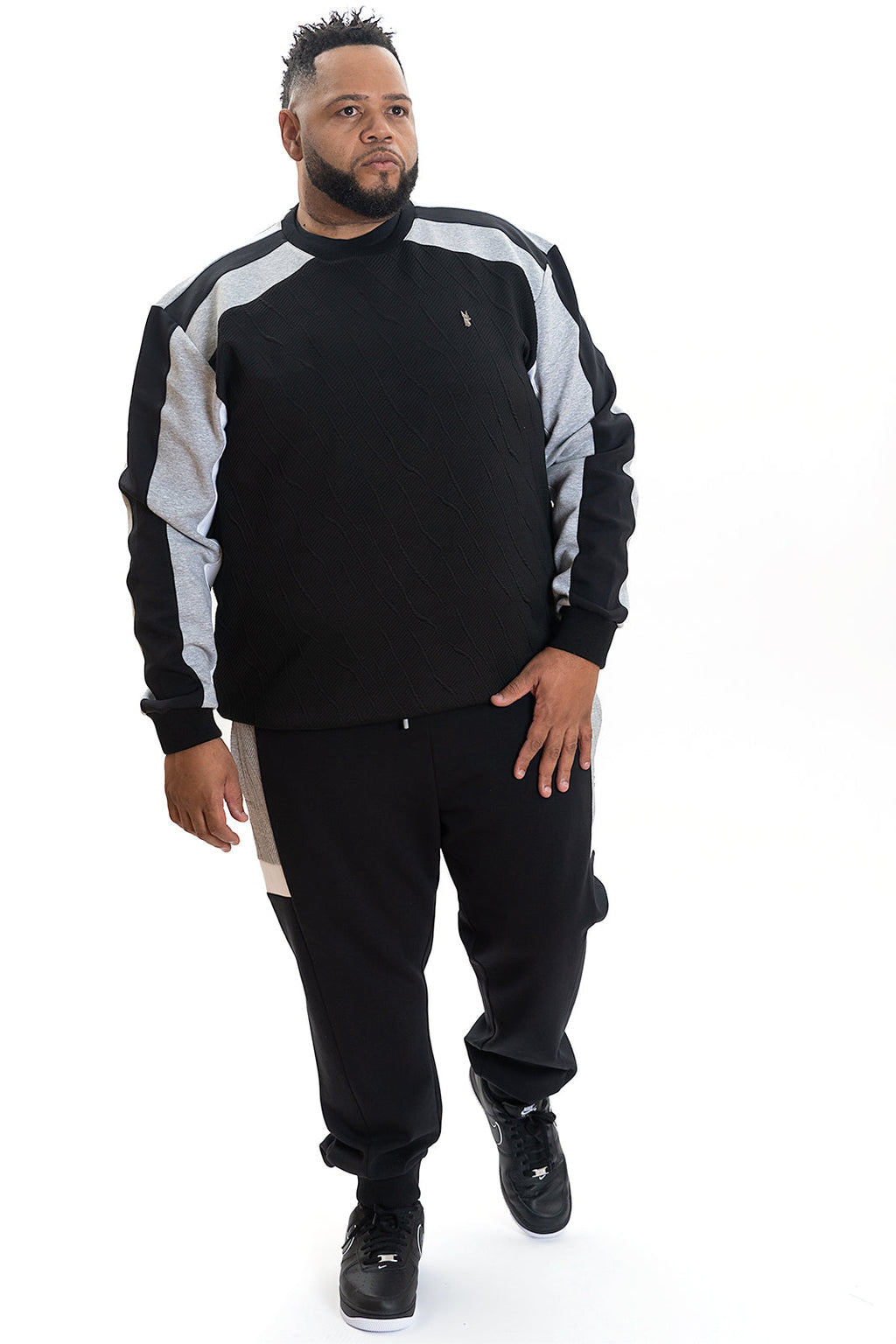 M4350 Daniali Sweatshirt - Black